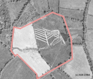 Vue aérienne des parcelles de Clugnat après l’opération de drainage en 1984.