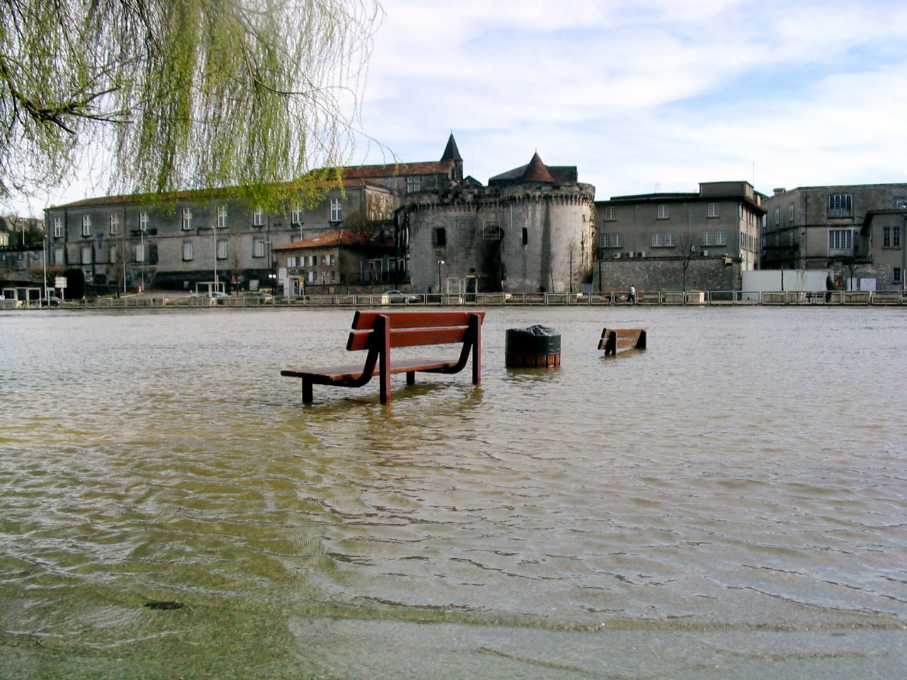 Inondations à Cognac (c) Pierre-Alain Dorange, CCBY SA 2.0